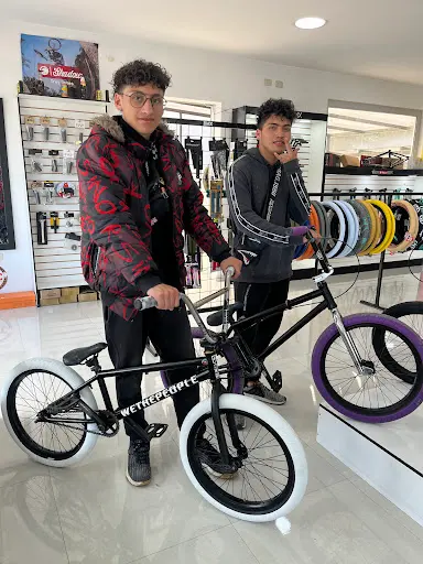 Imagen de Atico Bmx & Skate Shop