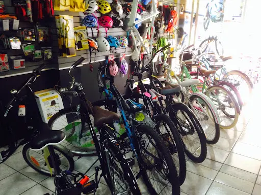 Imagen de Bikes Live Lives Rolling