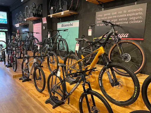 Negocio de bicicletas en Cambre