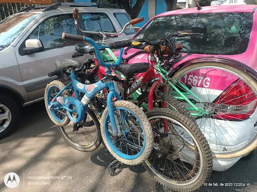 Imagen de Taller De Bicis . Ageo López Jefe