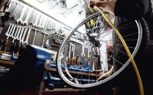 Taller de bicicletas Refaccionaria de bicicletas COSMOS BIKE